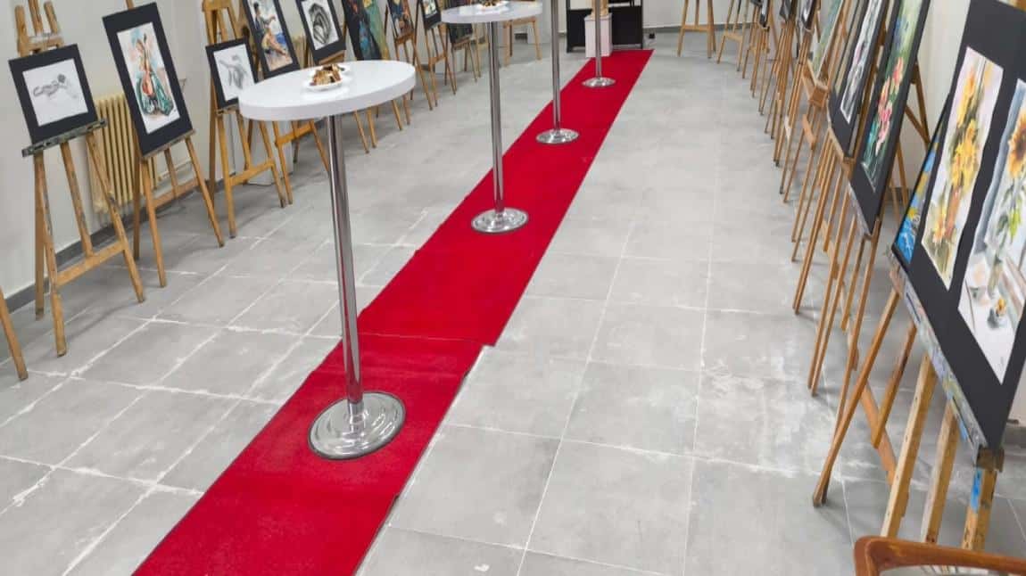 Okulumuzda Bireysel Resim Sergisi Açıldı